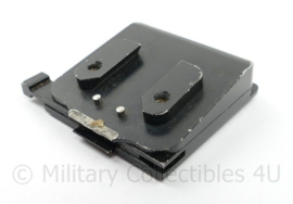 Defensie NVG helm mount adapter Wilcox naar NX-122 Theon NX122 - 5 x 4 x 1½ cm - origineel