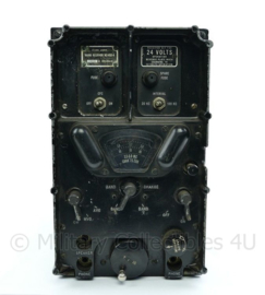 WO2 Us Army radio receiver BC652A -35,5x18,5x 31,5 cm- origineel 1943