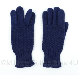 KM Koninklijke Marine gebreide handschoenen blauw 1961 - fabrikant Tricolana - maat 12 - gedragen - origineel