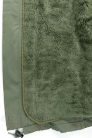 Franse leger parka met voering groen - maker J. Veyrier Paris - maat 104L - licht gedragen - origineel