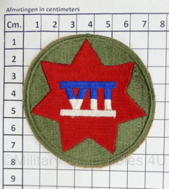 WO2 US Army eenheid embleem 7th Corps VII  - diameter 7,5 cm - origineel