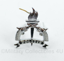 Surinaamse Politie speld zilverkleurig - 3 x 2,5 cm - origineel