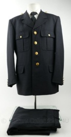Brandweer uniform jas (zonder epauletten) en broek - maat 51 - gedragen - origineel