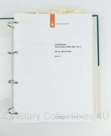 Defensie handboek Militair Land E&T 02.1 De KL Militair druk 2 De Landmacht Militair - 31 x 27 x 6  cm - origineel