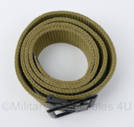 US manschaps Broekriem / trouser belt M1937 gestempeld US JQMD 1945 - maat 90, 95 of 100  cm. - origineel 1945