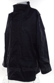 Britse Zwarte regen- en wind bestendige jas Black Lightweight Jacket merk NATURE PLUS  - 112/179 of 120/179 (borstomtrek/lengte)   - origineel