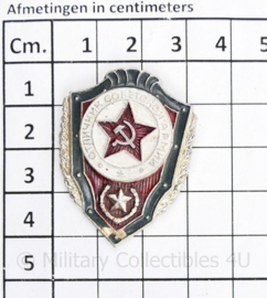 Russische  USSR Excellent Warrior badge - 4 x 3 cm - origineel