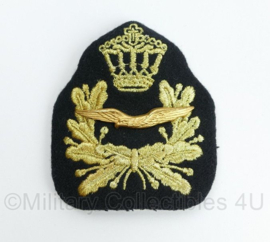 klu Luchtmacht  officiers pet insigne - 8,5 x 7 cm - origineel