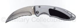 Zakmes curved blade