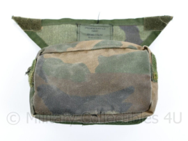 Korps Mariniers Forest Woodland camo opbouwtas borst algemeen - 9,5 x 14 x 6 cm - origineel