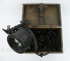 WO2 Britse 1944 Admiralty Pattern 5110E Signalling lantern - met originele kist - topstaat! - origineel