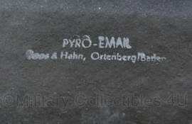Duits emaille wandbord jaren 40 en 50 Provinzial Versicherungsanstalten - 15,5 x 12,5 cm - origineel