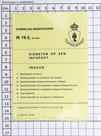 Kmar Koninklijke Marechaussee IK  19-2 diensten op een infopost - -  origineel