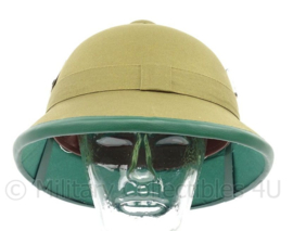 WO2 Duitse DAK Afrika Korps, Waffen SS tropenhelm - metalen insignes - replica