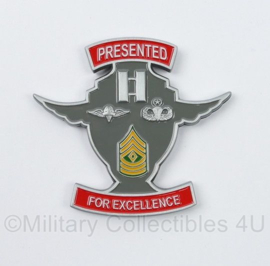 US Army Airborne  5th QM Till Soldiers Grow Wings Presented for Excellence coin - 7 x 6,5 cm - origineel