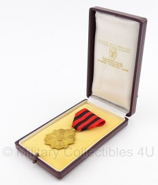 Belgische "orde van Leopold II" goud medaille met doosje - Origineel