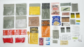 1 zak Nederlandse leger 24uurs rantsoen Maaltijd zak 24 Hour Operationeel Rantsoen W(pouch) + OL - +/-4100 kcal - Best Before December 2026