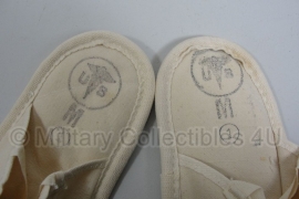 US Army slippers Vietnam oorlog 1969, nieuw in verpakking - maat medium - origineel