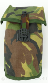 KL Veldfles met woodland MOLLE hoes en RVS beker - nieuwstaat - origineel