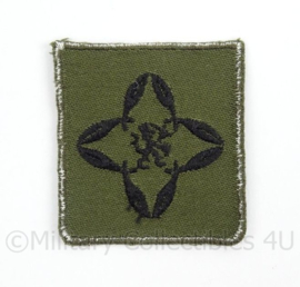 KL Landmacht borst embleem/brevet Officier Accountant - groen - afmeting 4,5 x 5 cm - origineel