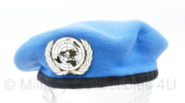 VN UN United nations Hills Baret met insigne - maat 7,5-  nieuwstaat  - origineel