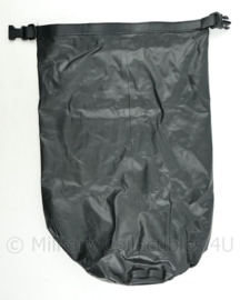 Zak waterdicht Klein  Defensie 10-2020 model voor in de rugzak sidepockets - 60 x 41 cm - origineel