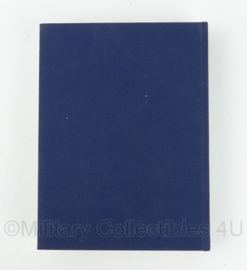 KM Koninklijke Marine Gedenkboek Koninklijk Instituut voor de Marine 1904-2004 KIM - 20,5 x 4 x 27 cm - origineel