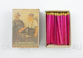 WO2 Duits luciferdoosje van echt hout - de Waffen SS roept u. Beschermt ook gij uw Vaderland - 6 x 4 cm