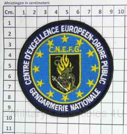 Franse Gendarmerie Nationale Centre d'exellence embleem CNEFG - diameter  9 cm - origineel