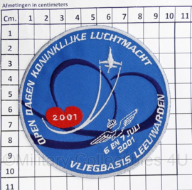 Open dagen Koninklijke Luchtmacht vliegbasis Leeuwarden 6 en 7 juli  2001 - diameter 10 cm - origineel