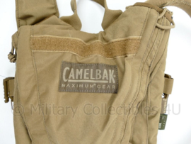 Nederlands leger nieuw model Camelbak Thermobak AB met origineel Biochem Reservoir NBC voor aan AMF12 gasmasker - licht gebruikt - origineel