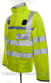 Britse politie jas geel reflecterend - met portofoon houders  - origineel - type nr. 20