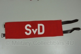 Rode DDR armband - SvD = Sanitäter vom Dienst - origineel