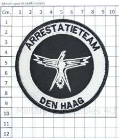 Nederlandse Politie Arrestatieteam Den Haag embleem - met klittenband - diameter 9 cm