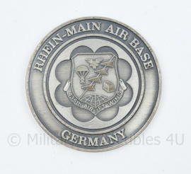 US Air Force 435TH Air IIFT wing Rhein main air Base Germany coin - diameter 4 cm - origineel
