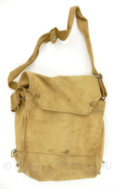 WO2 Britse gasmaskertas Service Respirator bag - 28 x 25 x 8 cm - origineel