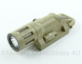 B&T weapon light gen II met infrarood functie - Coyote - gebruikt - werkend -picatinny rail - origineel