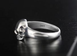 Doodskop ring  - 925 sterling zilver ! - replica - size 8, 9  of 10