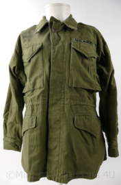 WO2 US M1943 field jacket 2nd Lieutenant Medical Department - maat 38R - replica