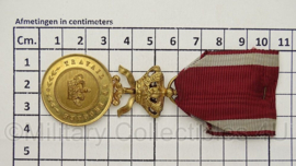 Belgische medaille "travail et progres"GOUDEN MEDAILLE DER KROONORDE   - 10 x 4 cm - origineel