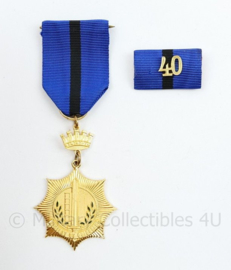 Gemeentepolitie Amsterdam 40 jaar trouwe dienst medaille en baton - 11 x 3.5 cm - origineel
