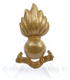 Britse leger cap badge Royal Artillery Ubique - 4 x 2,5 cm - origineel