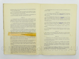 Reglement voor de Militaire Ambtenaren van de KL en de KLu nr. VS 2-1498 - 1959 - afmeting 16 x 22 cm - origineel