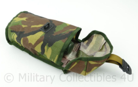 KL Veldfles met woodland MOLLE hoes en RVS beker - nieuwstaat - origineel