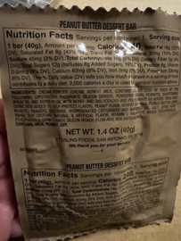 1 doos met US Army MCW MRE Cold Weather  - Meal Cold Weather  - maaltijd houdbaar tot 2053! - Inspect Date 2-2027