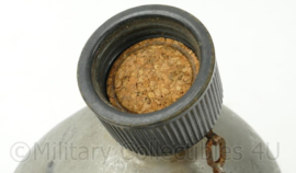 WO2 US 1944 Vollrath RVS veldfles - 18½ x 12 x 8 cm - origineel