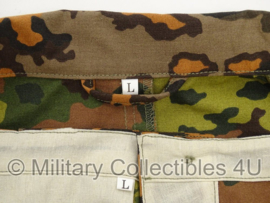 WO2 Duitse SS M43 Herfst camo eichentarn set jas én broek - maat Medium t/m XXL - replica