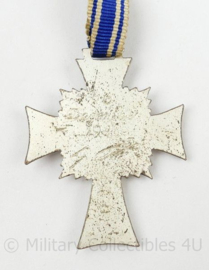 WO2 Duits Mutterkreuz im silber met lint - origineel