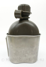 KL Veldfles met RVS beker en canvas hoes - 22 x 14 x 9 cm - origineel