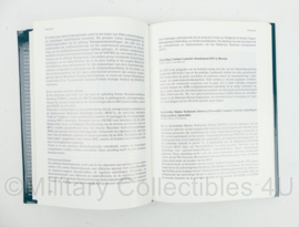 Jaarboek van de Koninklijke Marine 2002 - 14,5 x 2 x 20,5 cm